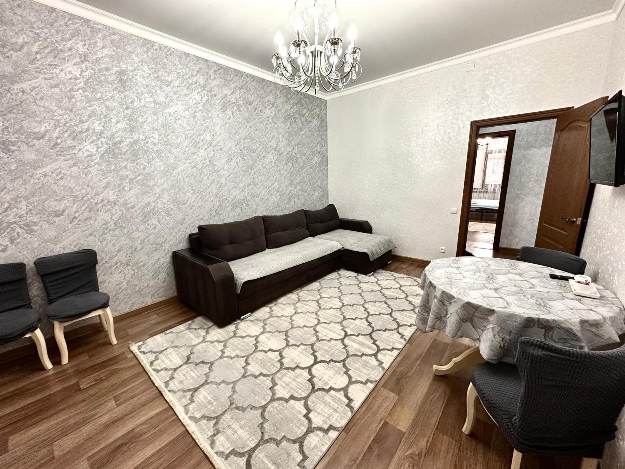 Ferienwohnung Майлина 10 Аэропорт Turksib Exterior foto